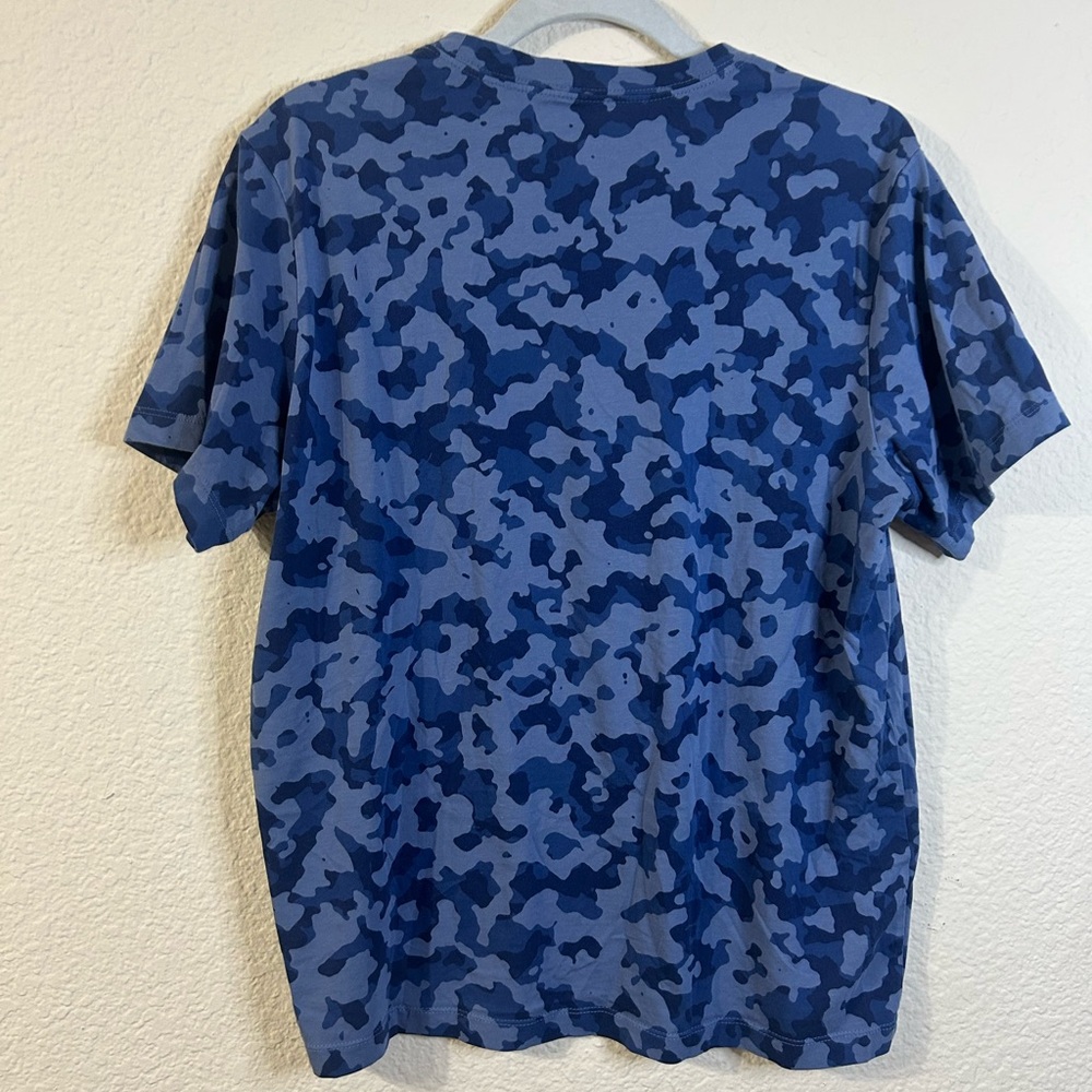 Nike Blue Camouflage Short Sleeve Mens Tee Large Fall Winter School Hipster Bold - Picture 4 of 8